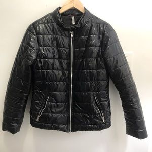 Puffer black jacket